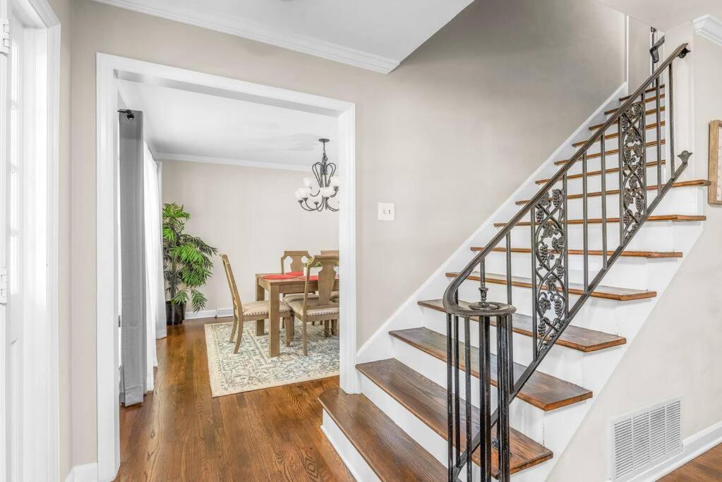 Spotless 4Br Near Clt Uptown, Fast Wi-Fi Lägenhet Charlotte Exteriör bild